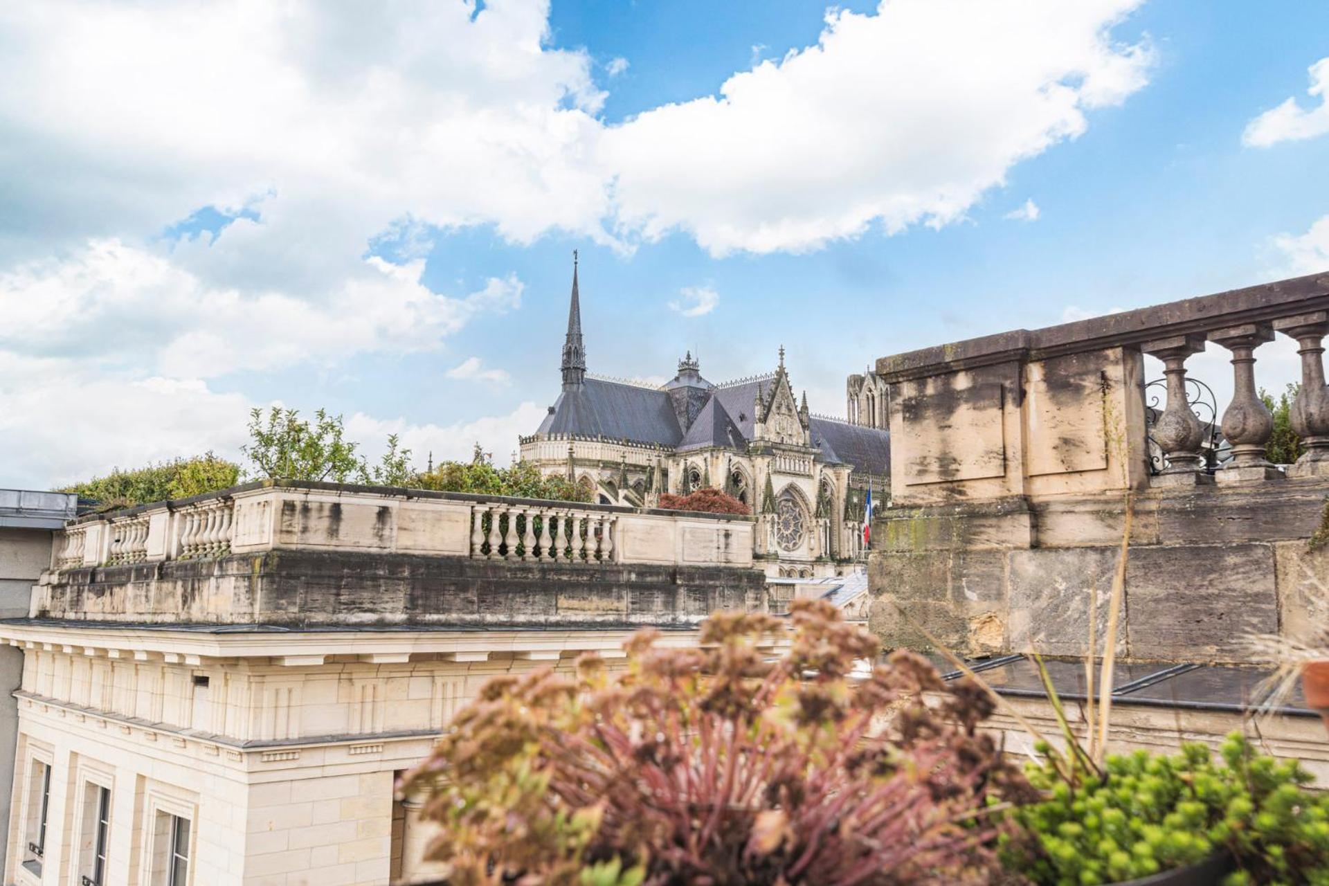 Le Royal - Cathedral - Center Reims Exterior foto